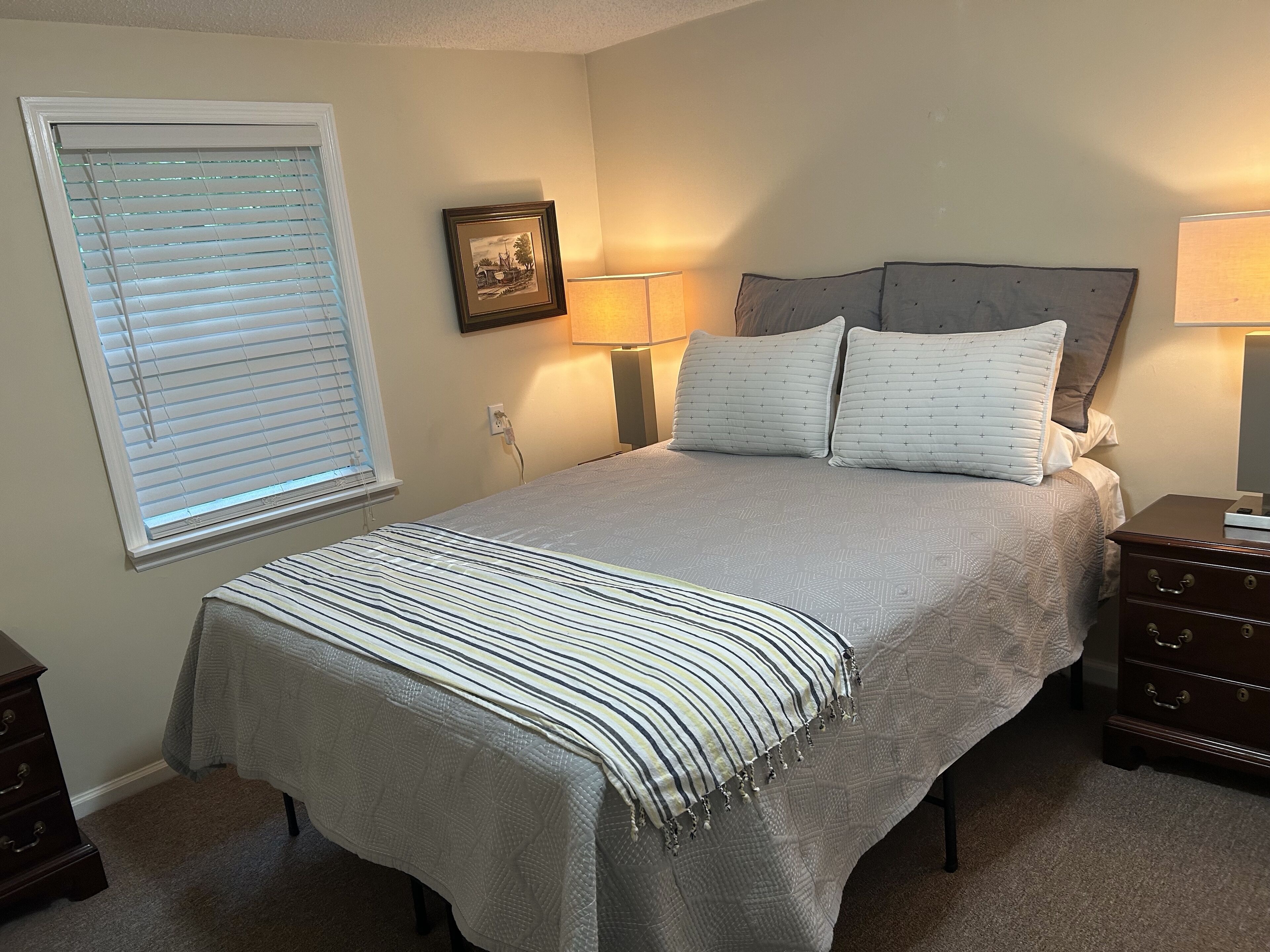 The Lake is Callling you to Creek Cabin