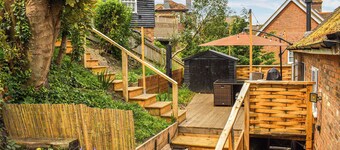 2 bedroom accommodation in Rye