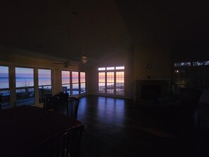 Interior - Sandy beachfront house perfect for water sports and breathtaking views (Havelock)