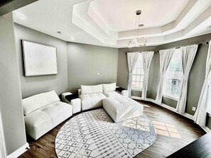 TV, fireplace, offices