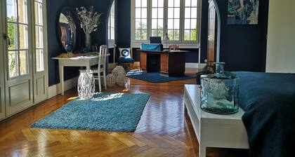 maison de caractĂšre grand jardin clos