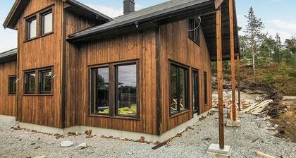 Amazing home in Dølemo with sauna