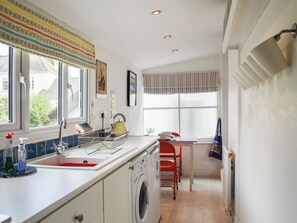 Private kitchen - Location, location, location. (Lyme Regis)