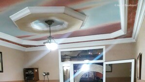 Imej tidak diklasifikasikan, 2 daripada 17, butang