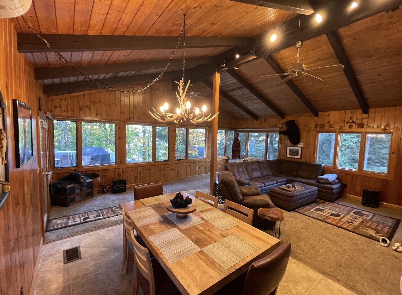 Tom’s Cabin Lake Winnipesaukee