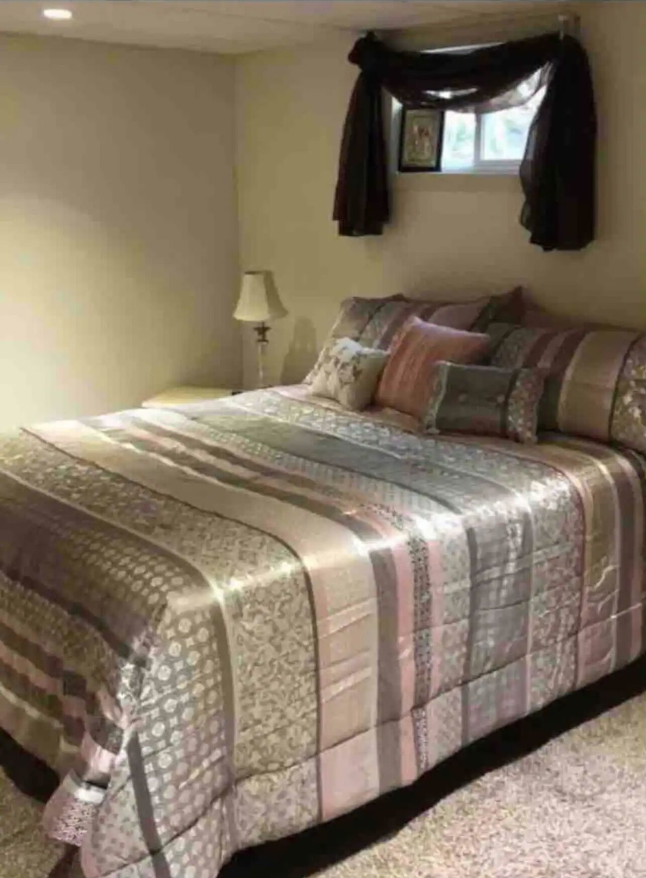 Tom’s Cabin Lake Winnipesaukee