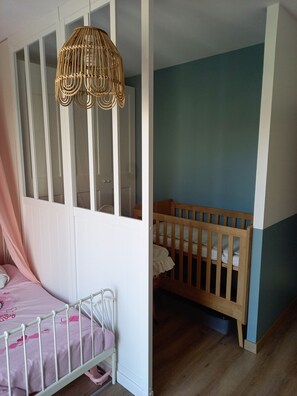4 slaapkamers, wifi, beddengoed