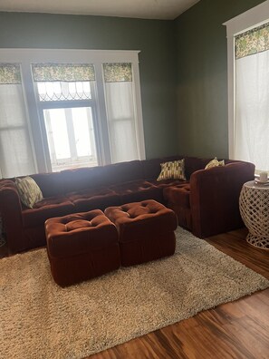 Televisor intel·ligent i estèreo 