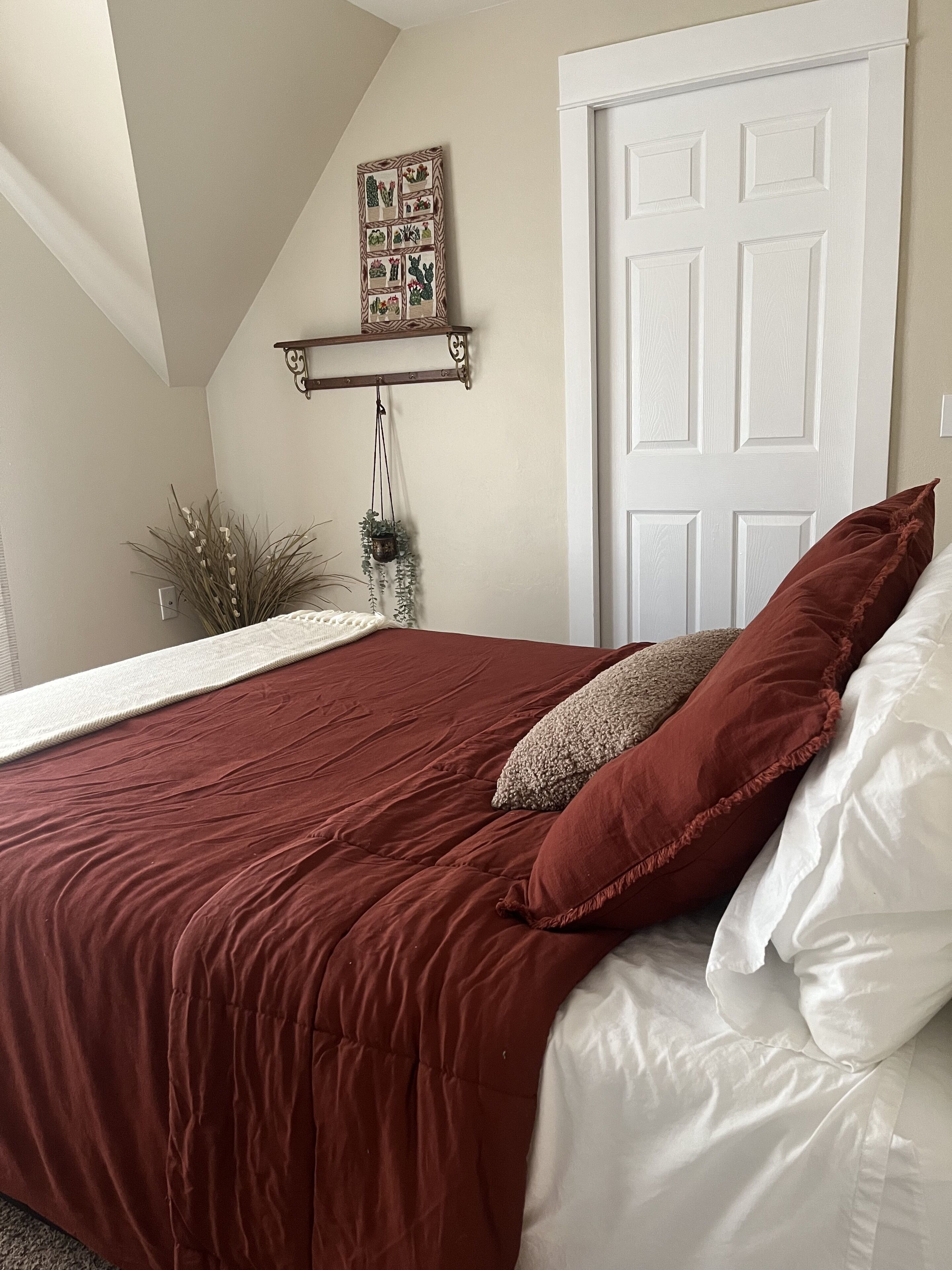 3 dormitorios, tabla de planchar con plancha, wifi y ropa de cama