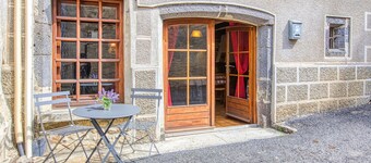 Cozy apartment in Saint-Chely-d'Aubrac