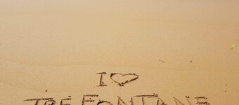 Apartment with covered terrace and barbecue near sea and center