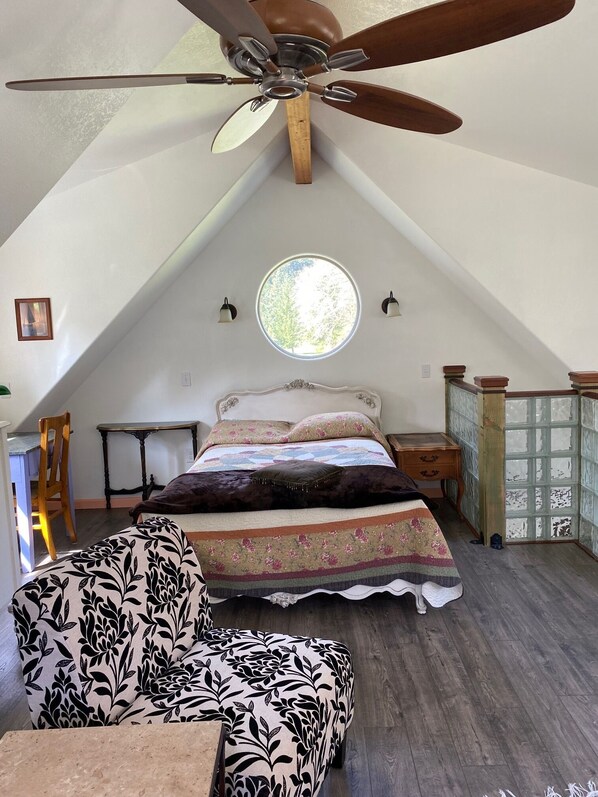 1 chambre, bureau, Wi-Fi gratuit, draps fournis