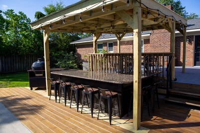 Oasis in the middle of town for large groups with pool and 2 Master bedrooms.