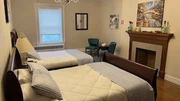 7 bedrooms, iron/ironing board, free WiFi, bed sheets