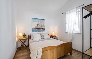 4 chambres, lit parapluie, Wi-Fi gratuit, draps fournis