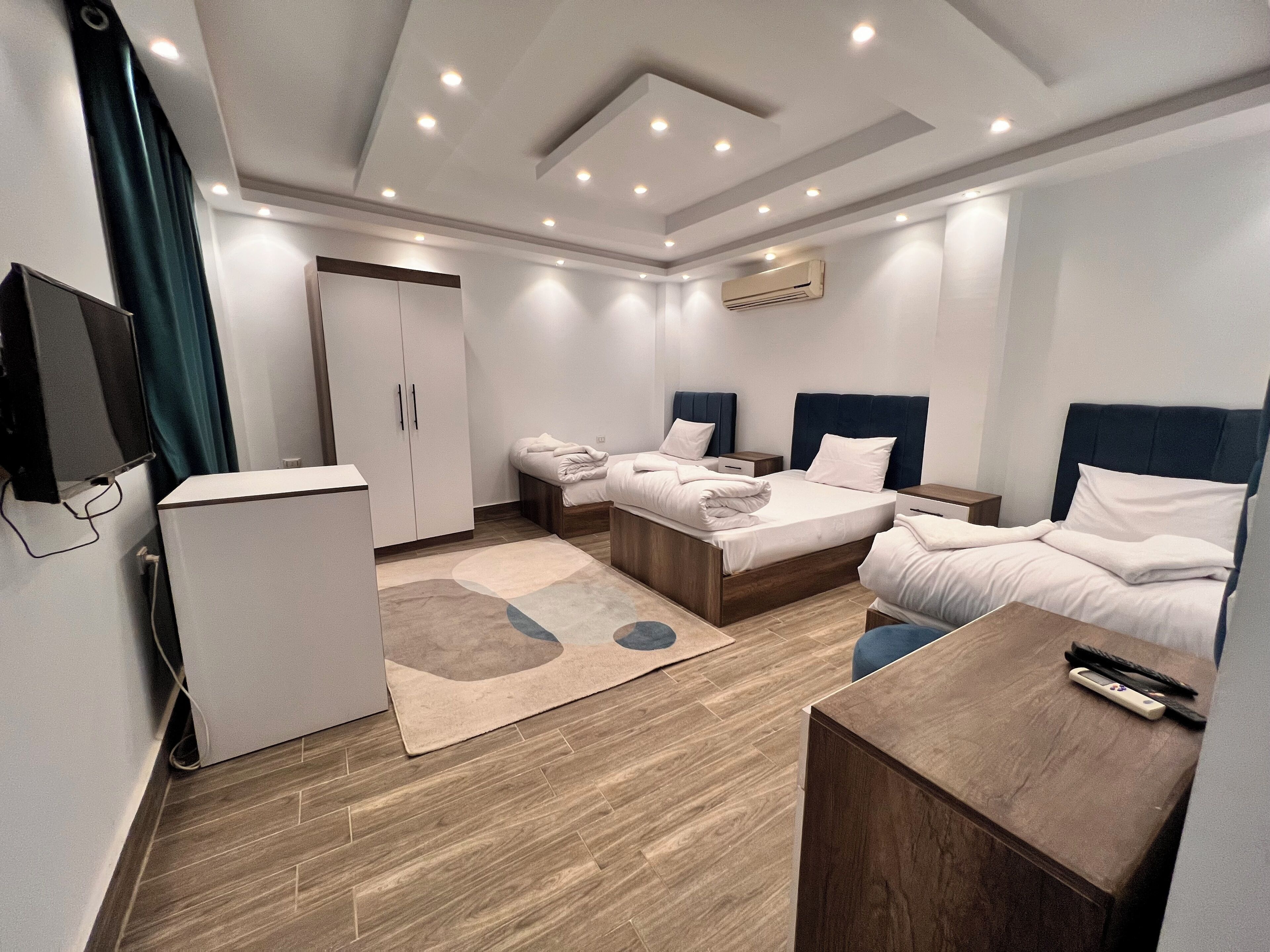 Photo - premier pyramids inn