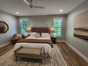 4 bedrooms, WiFi, bed sheets