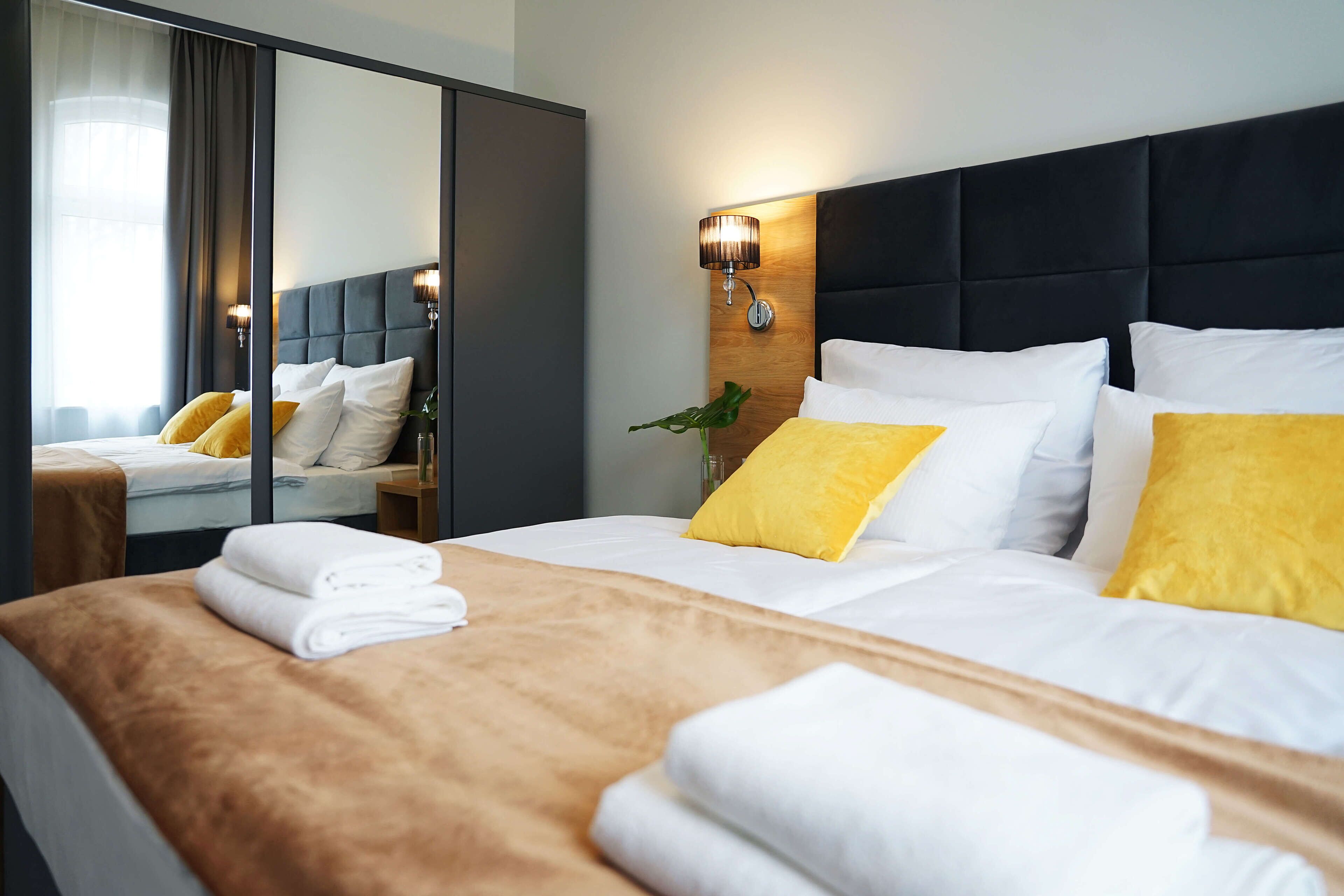 舒适双人房, 城市景观 | 客房内保险箱、遮光窗帘、熨斗/熨板、免费 WiFi