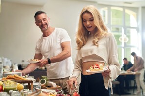 Free daily buffet breakfast - Factory Resort Wellness & SPA (Kolobrzeg)
