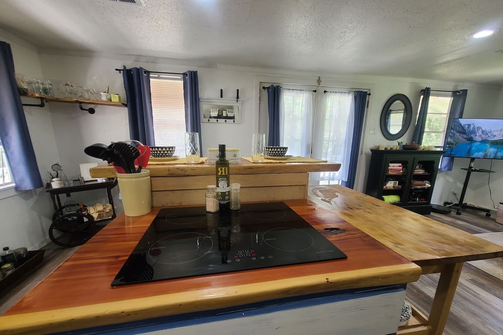 Baytown Airbnb & Cheap Cabin Rentals from 59 AirCabins