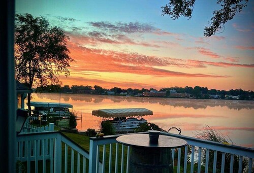 Elegant Lake Home with Hot Tub