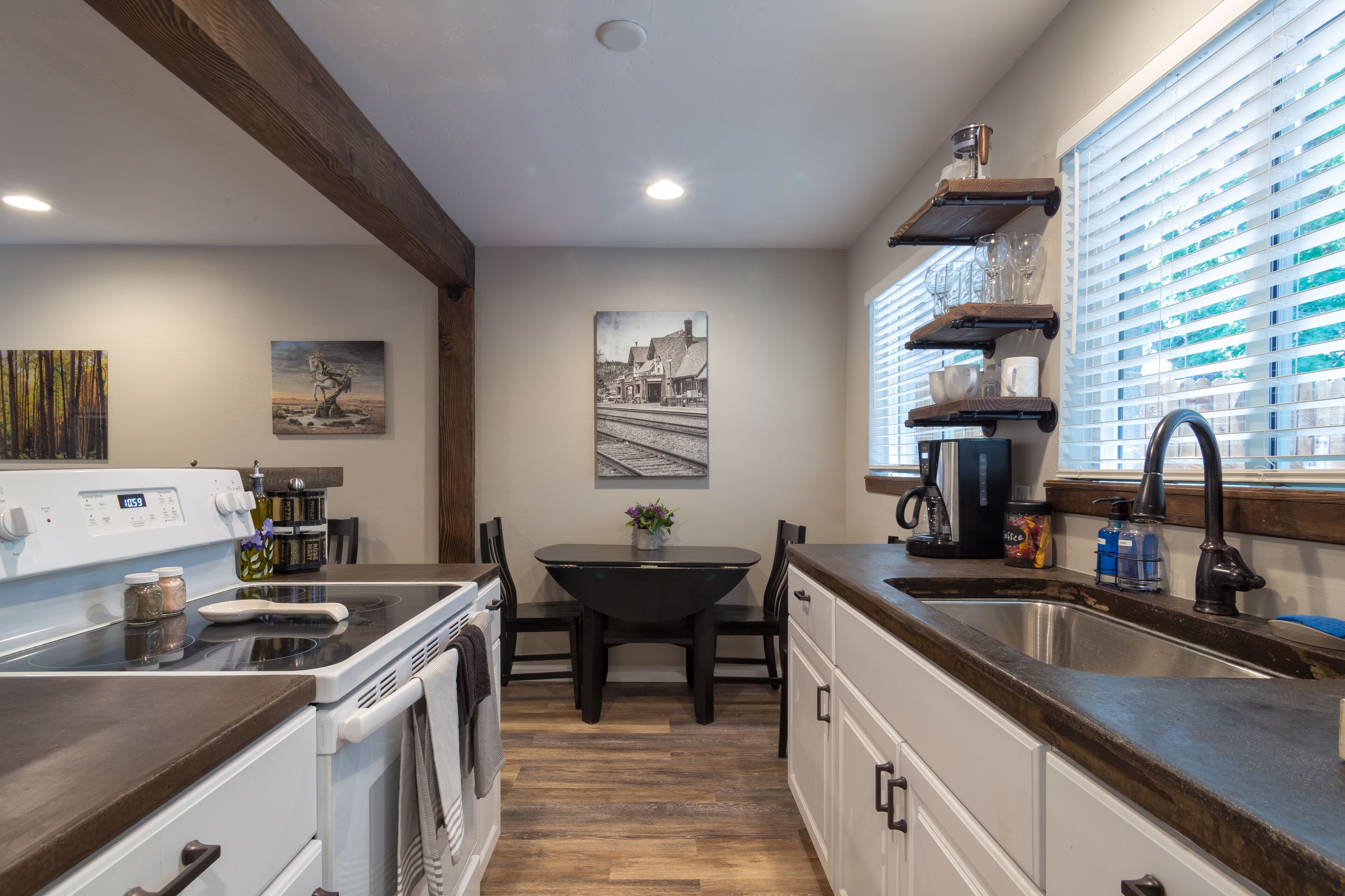 (316)Aspen Getaway, Downtown Flagstaff