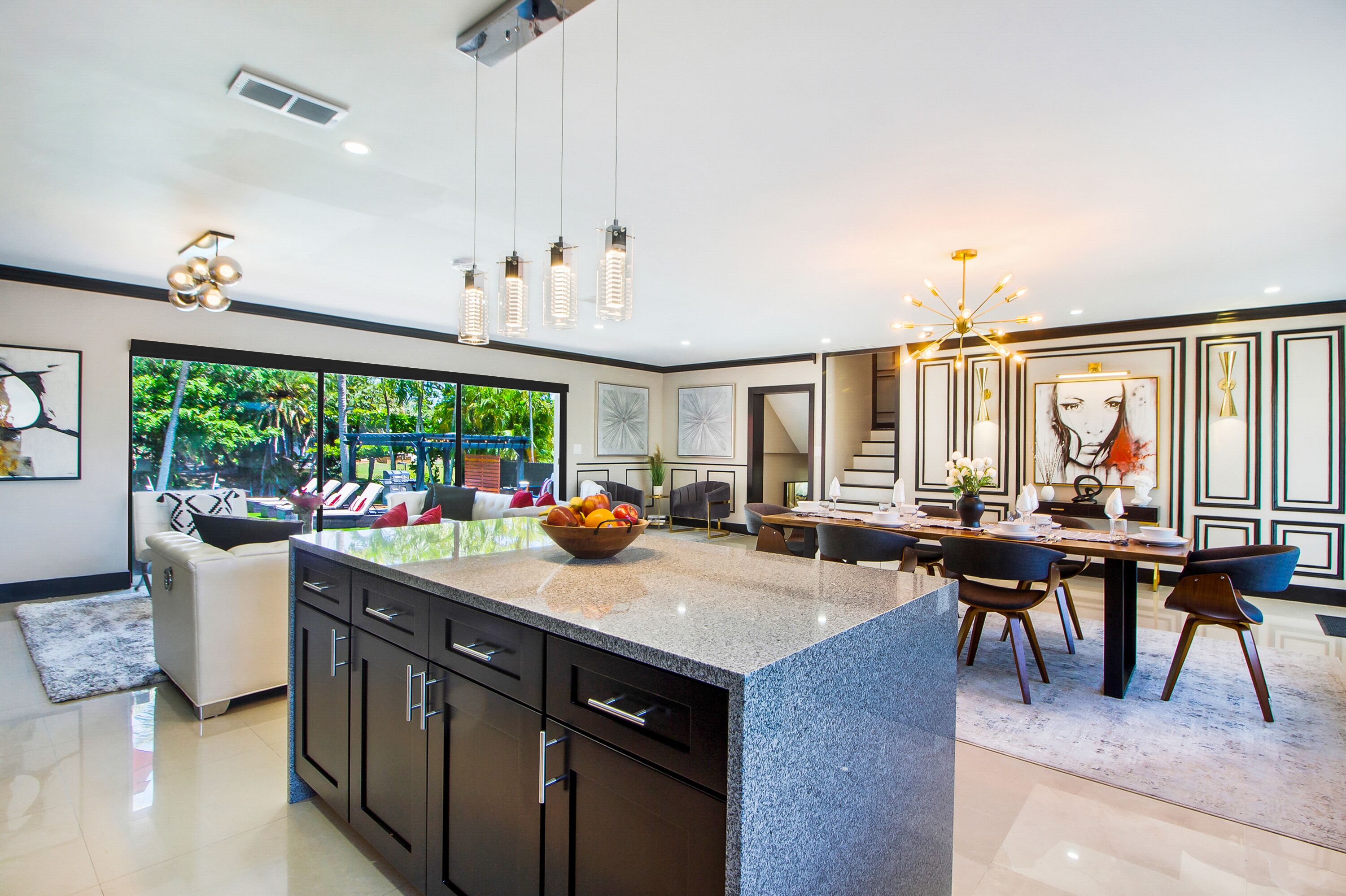 Villa Lago 6BR *Modern Waterfront Bungalow*