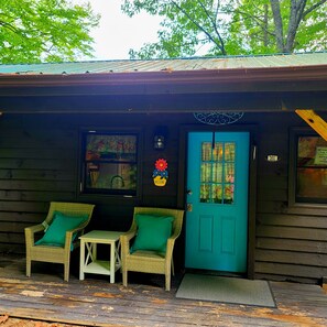 Exterior detail - Mountain Retreat (Sugar Grove)