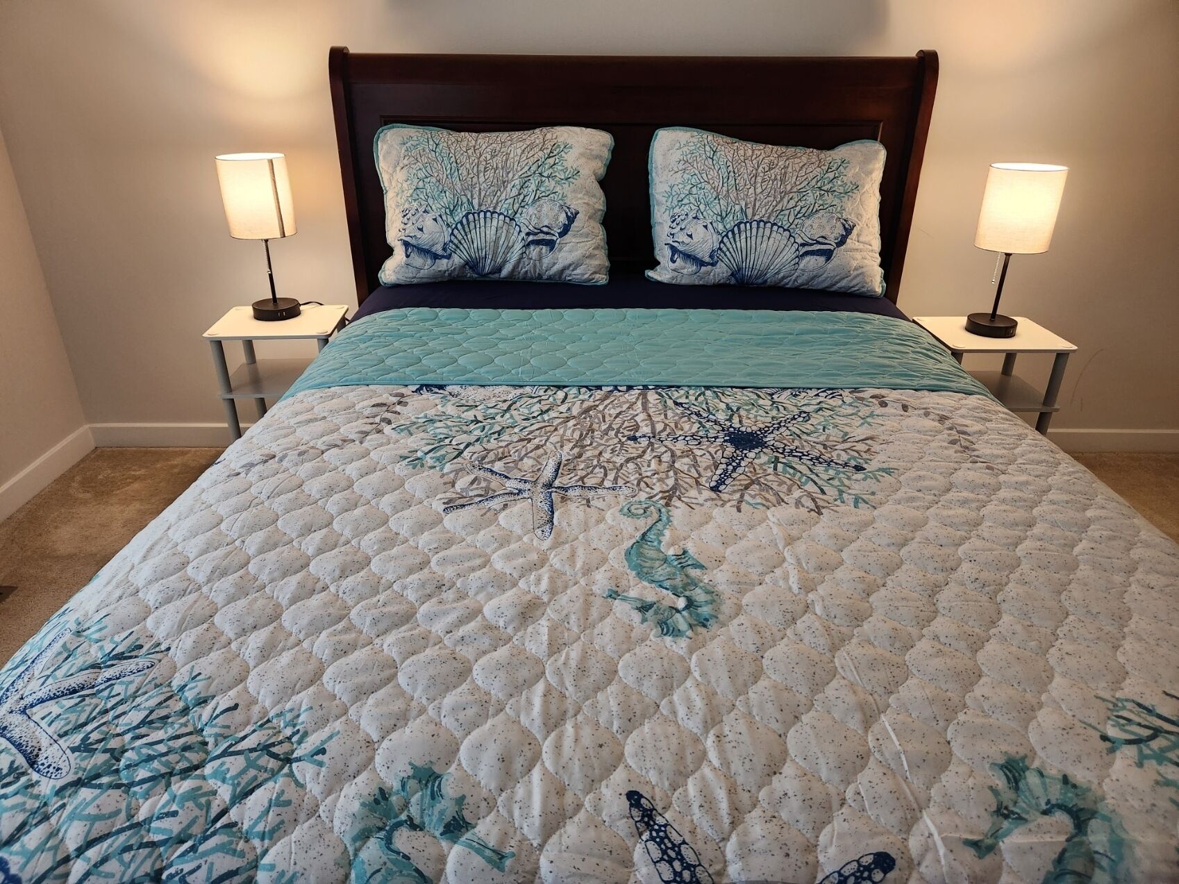 Private suite at Glenmont Metro