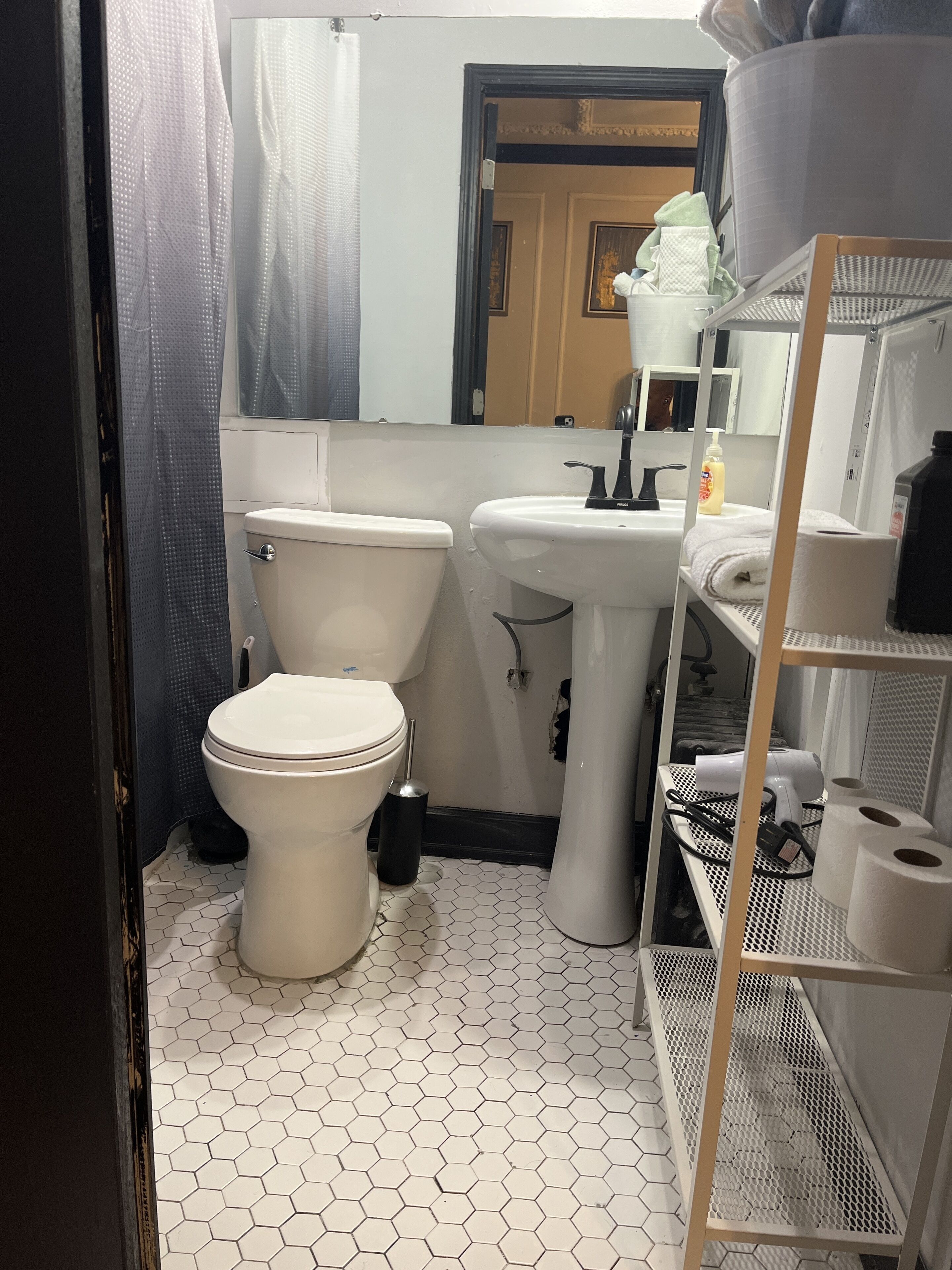 Knalij’s Cozy Southside suite