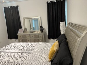 5 chambres, fer et planche à repasser, Wi-Fi gratuit, draps fournis