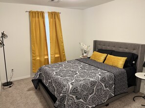 5 Schlafzimmer, Bügeleisen/Bügelbrett, kostenloses WLAN, Bettwäsche