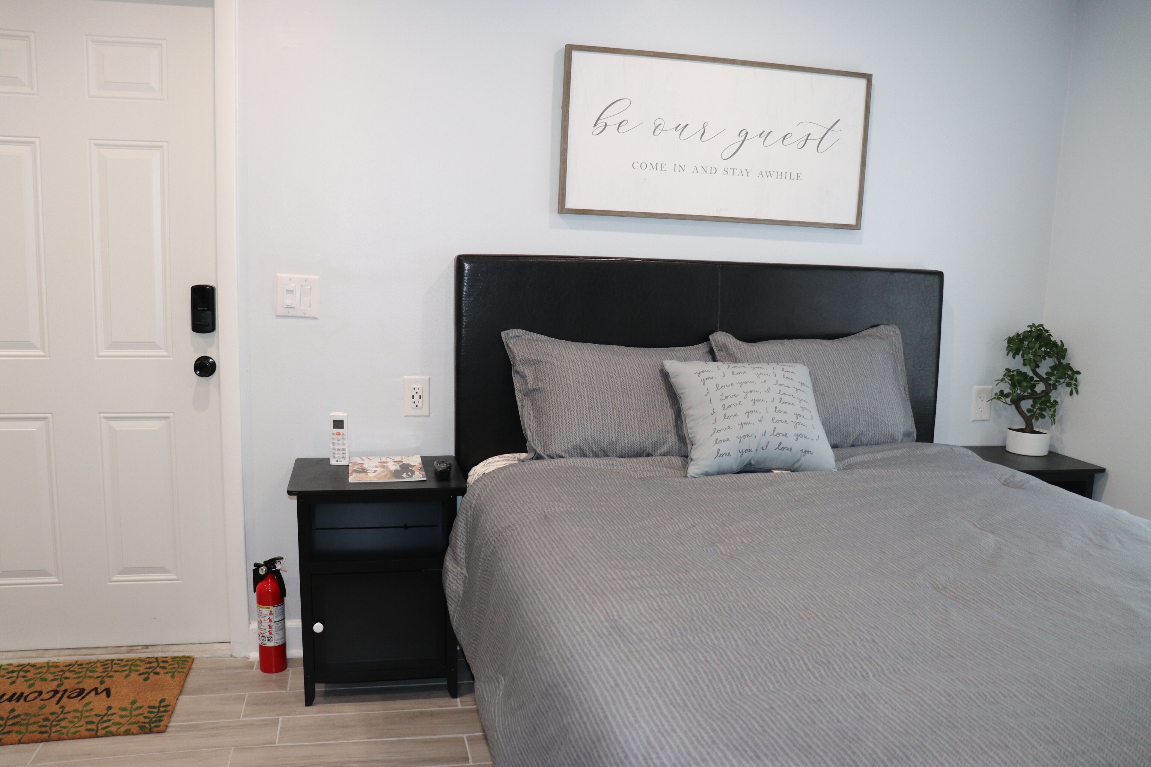 1 slaapkamer, een kluis op de kamer, gratis wifi, beddengoed