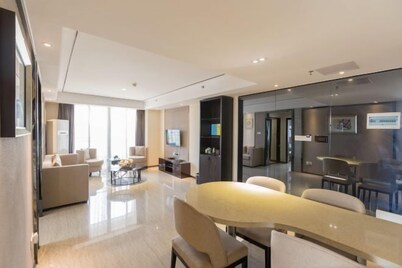 Meizhou Siji Shangpin Hotel