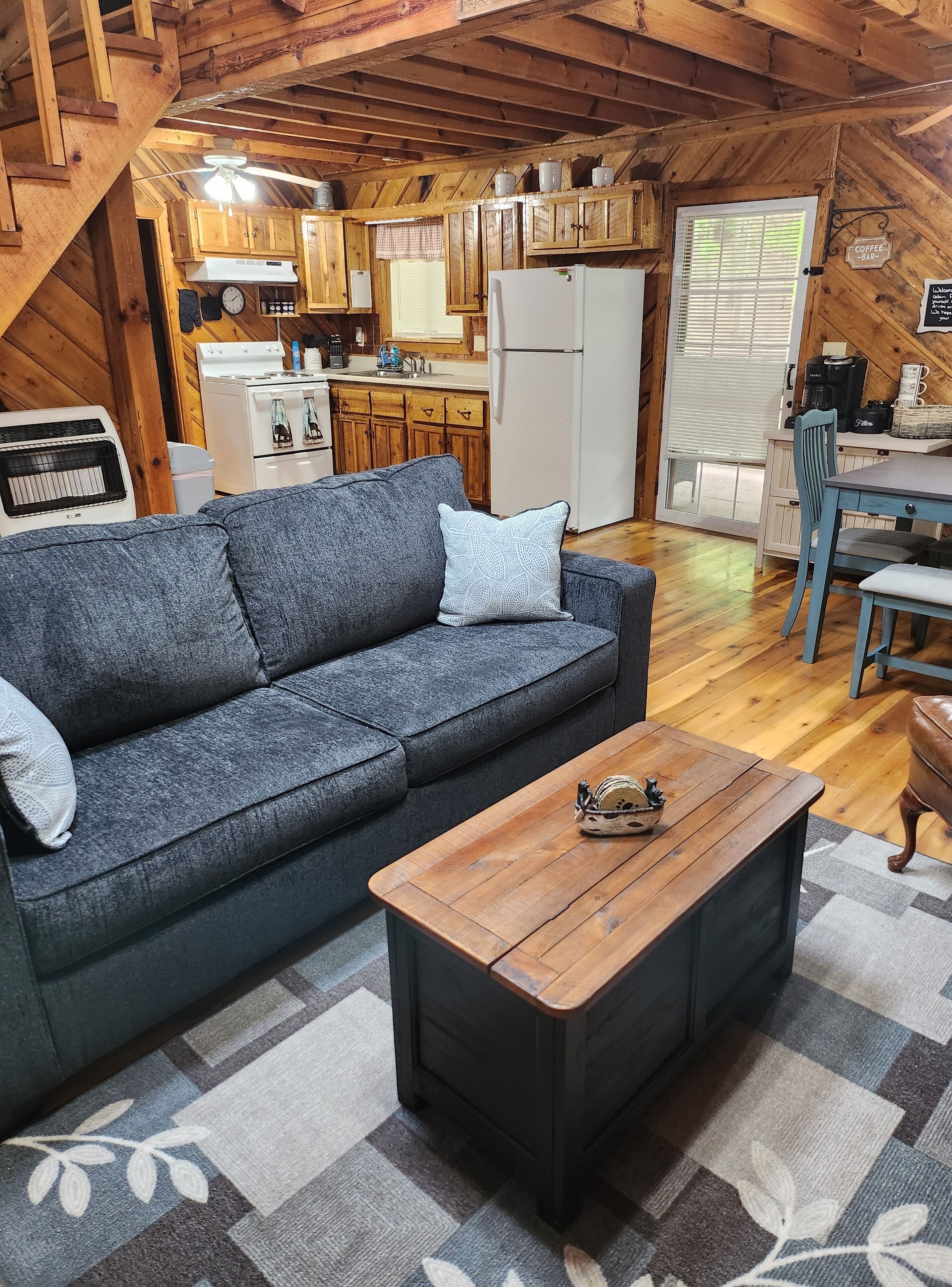 Cabin at Cave Run Lake / Red River Gorge