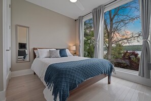 1 habitación, escritorio, tabla de planchar con plancha y wifi gratis 