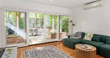 BOUTIQUE STAYS - Alkira House