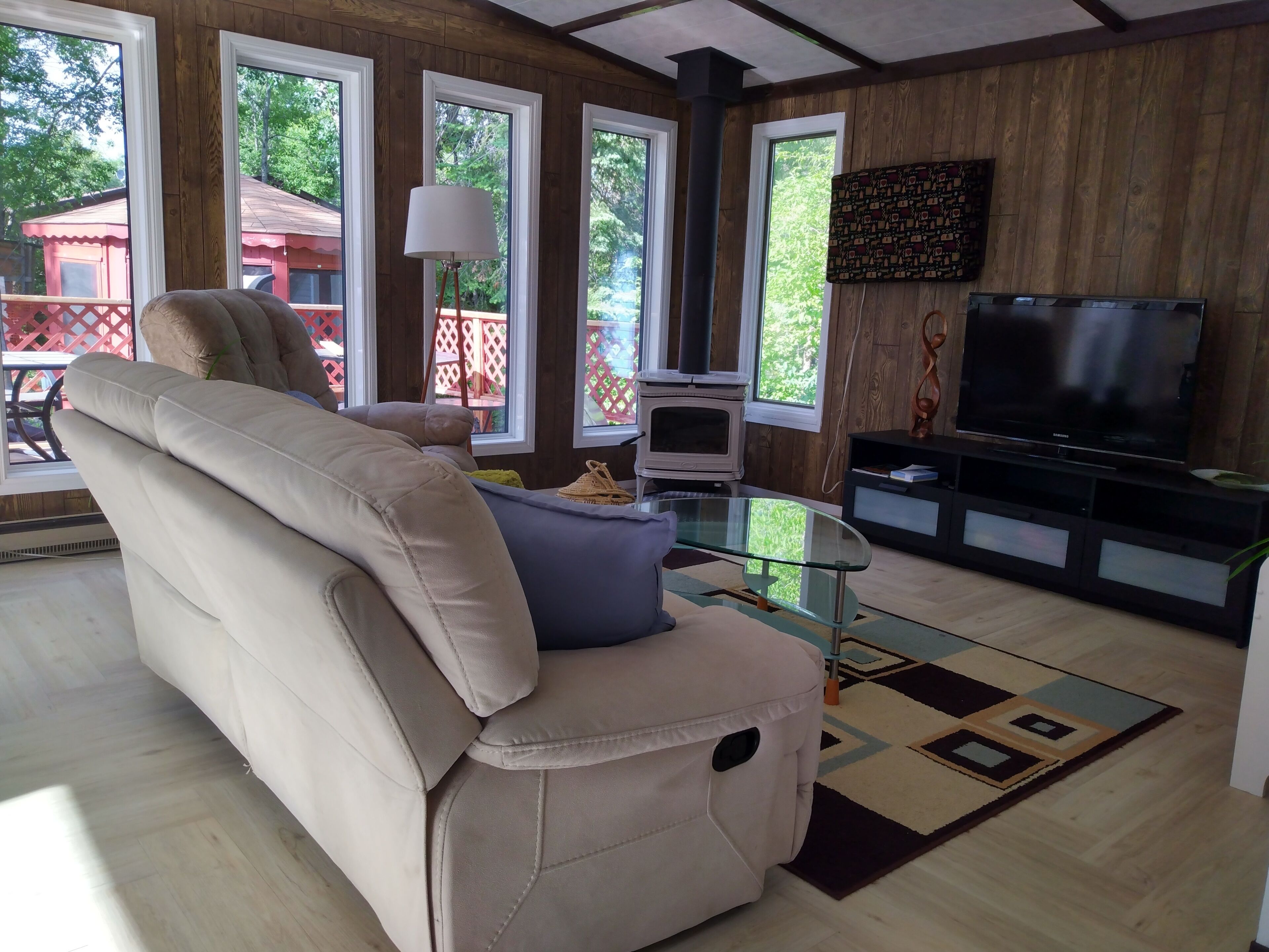 Peaceful Cottage in Ponemah - 5 min walk to Lake Winnipeg!