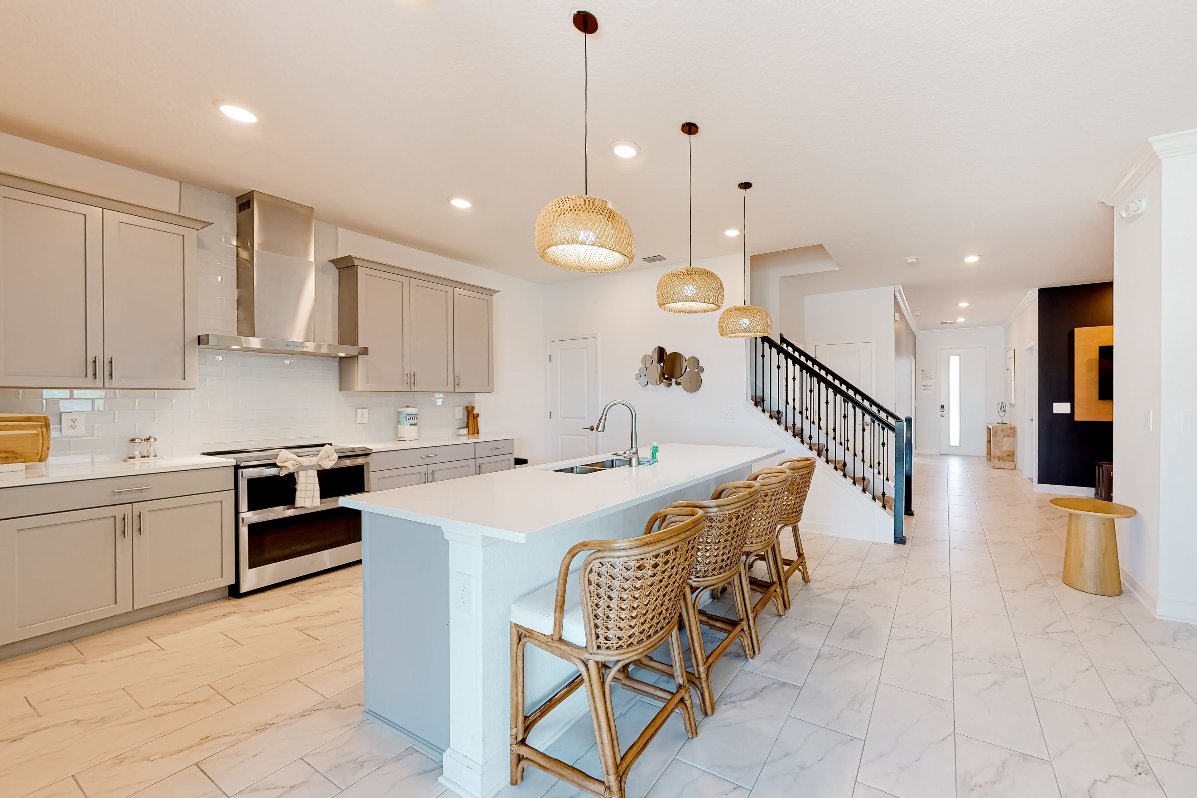 Luxury home with a pool, game room, gourmet kitchen, & AC - private beach access