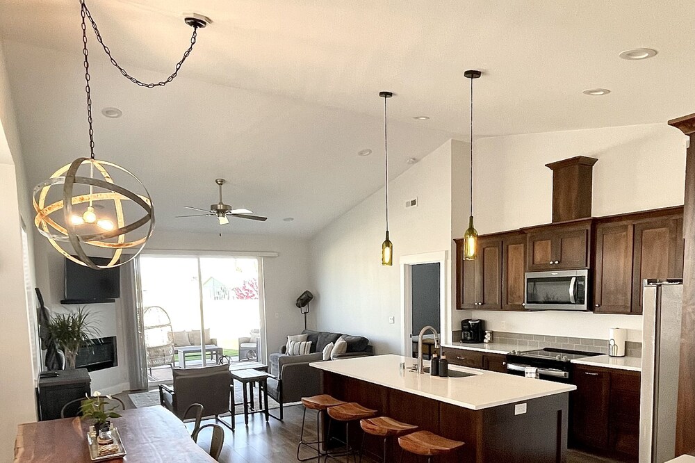 Wine Down the Townhome