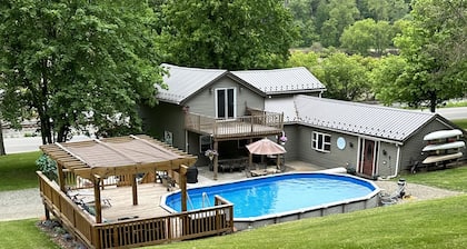 Farm House with 30 acres with river access and a POOL