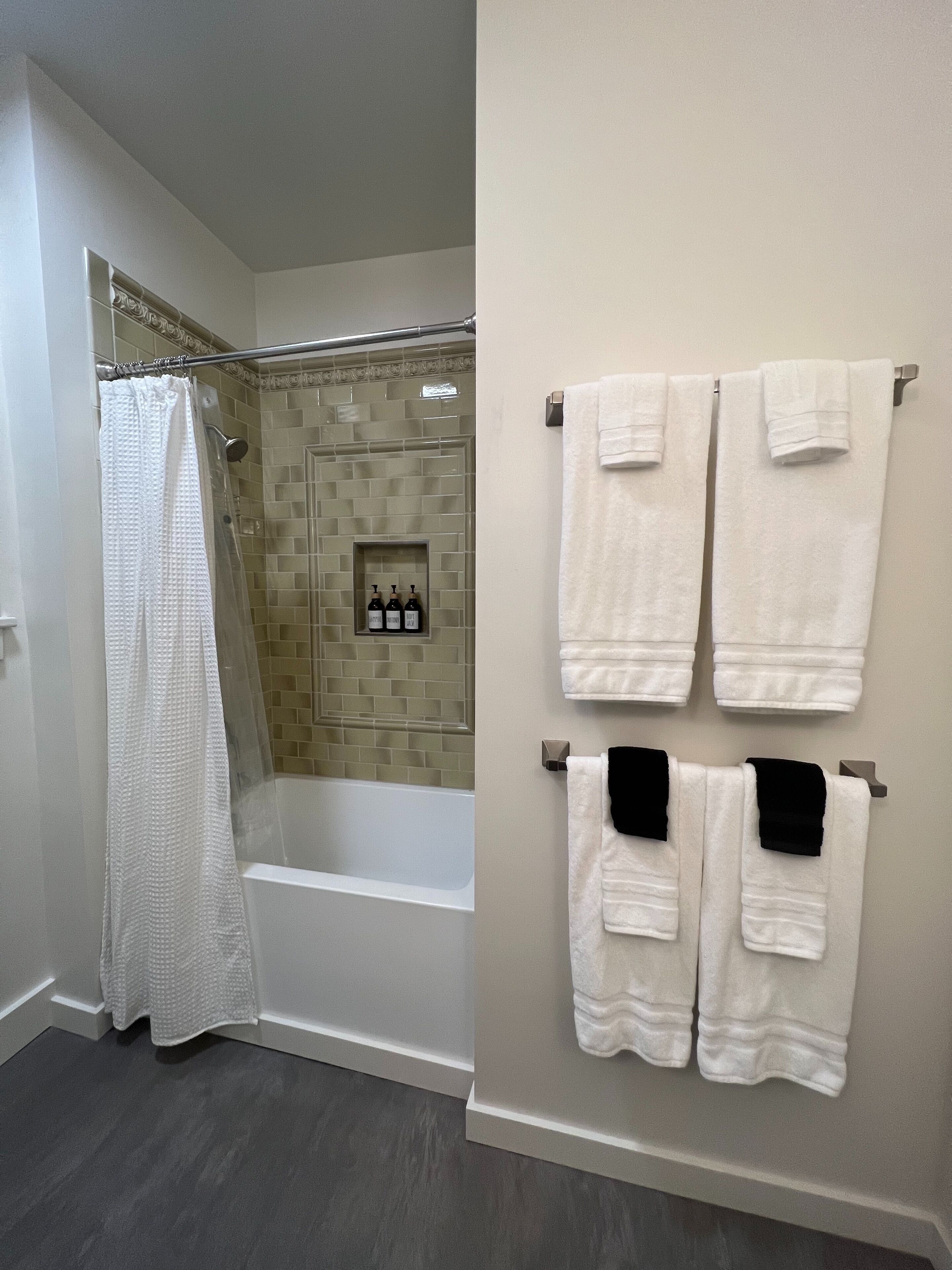 New 2BR Apartment in Historic Colfax Building