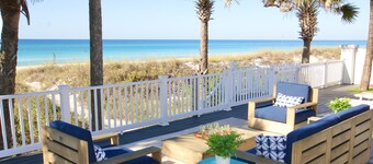 ALOHA BEACH HOUSE RETREAT. Hot tub, SAUNA, Cold plunge, GAME ROOM, Putting green