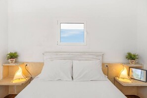 2 makuuhuonetta, silitysrauta/-lauta, ilmainen Wi-Fi, vuodevaatteet