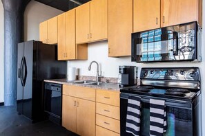 Fridge, microwave, oven, dishwasher