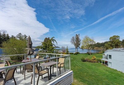 Wake Up to the Ocean View Suite A