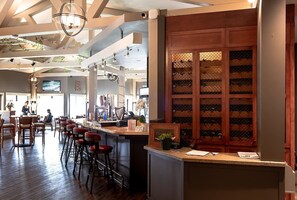 Bar (in der Unterkunft)