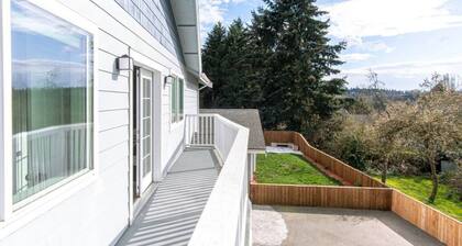4429 Entire NEW · Gorgeous 6b3b house near airport & Seattle