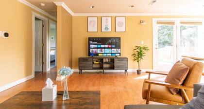 4429 Entire NEW · Gorgeous 6b3b house near airport & Seattle
