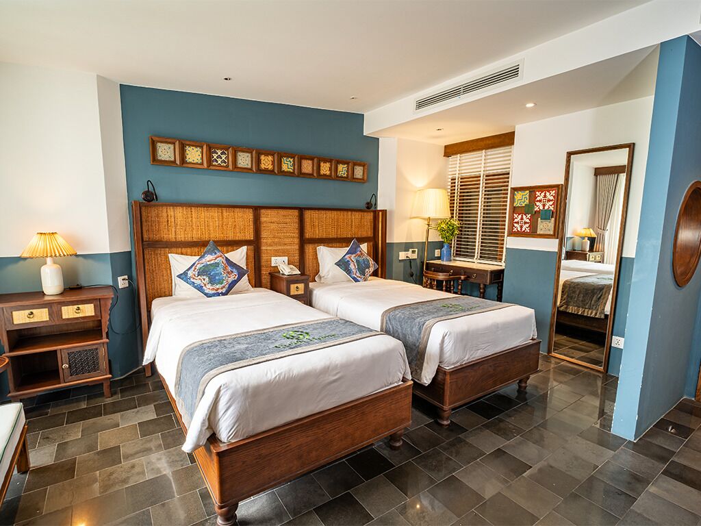 Camera Premier con 2 letti singoli | Biancheria da letto di alta qualità, minibar, una cassaforte in camera